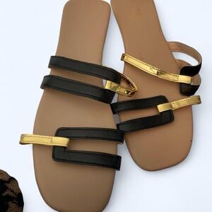 Black and Gold flat sandals with gold details 45/11